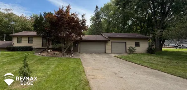6420 Oxbow LN, Flint, MI 48506