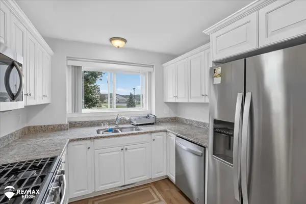 33009 Mitchell ST, GrandBlanc, MI 48439
