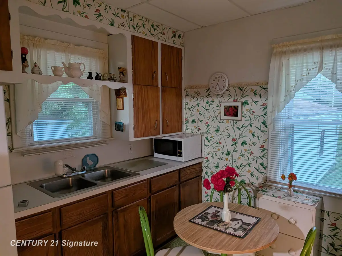 1038 E Marengo AVE, Flint, MI 48505 - #1