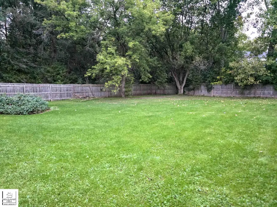 1370 S Graham Road, Flint, MI 48532 - #2