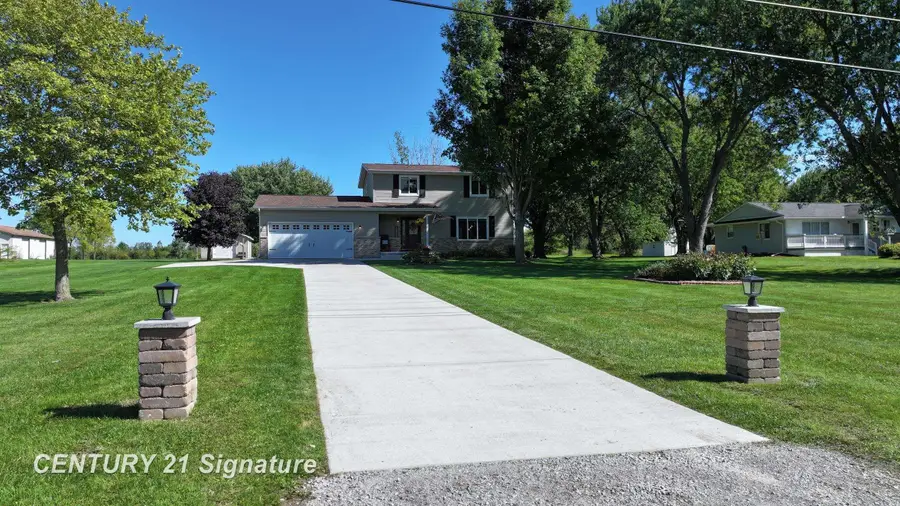 10098 N Lewis RD, Clio, MI 48420 - #3