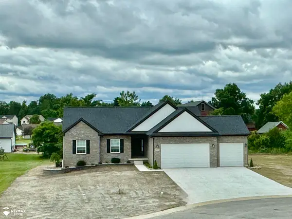 8317 Peninsula CIR, GrandBlanc, MI 48439