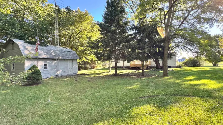 11389 N Lewis RD, Clio, MI 48420 - #2