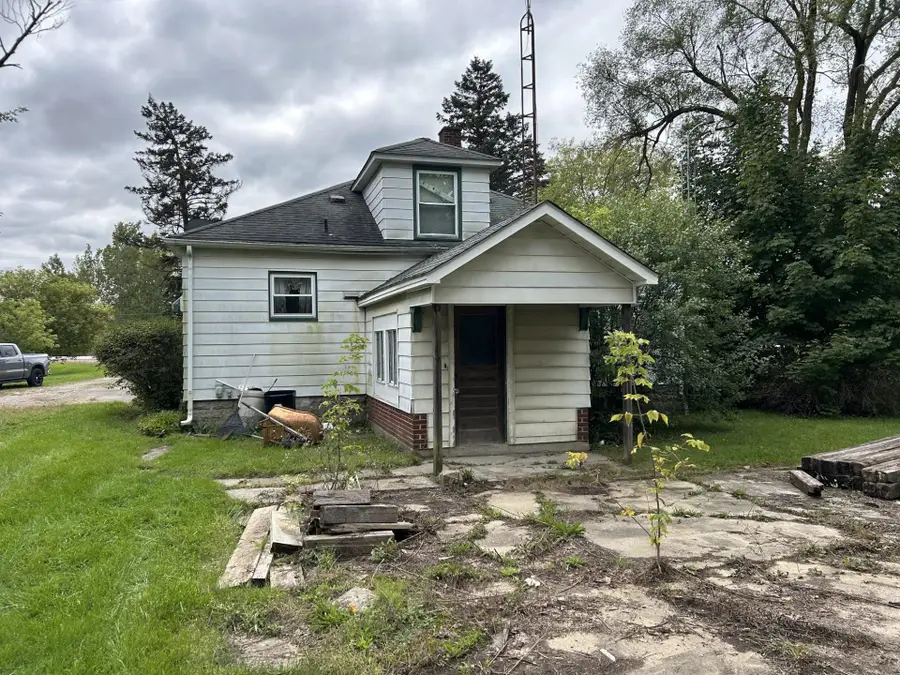 6302 Corunna RD, Flint, MI 48532 - #2