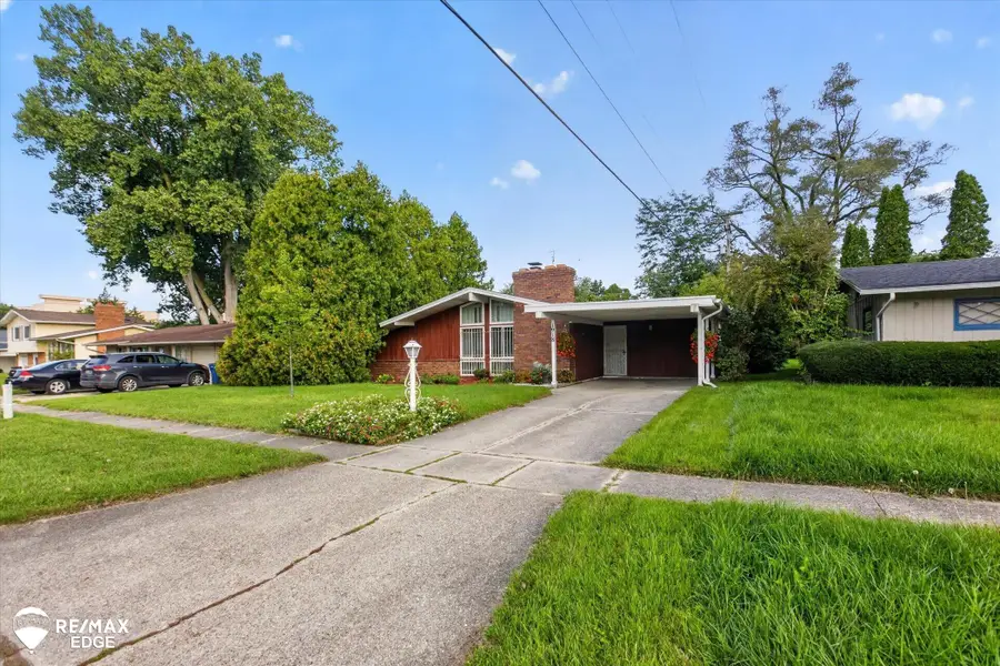 1918 Windsor LN, Flint, MI 48507 - #2