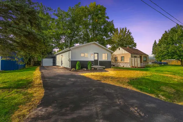 2214 Kosta, Burton, MI 48529