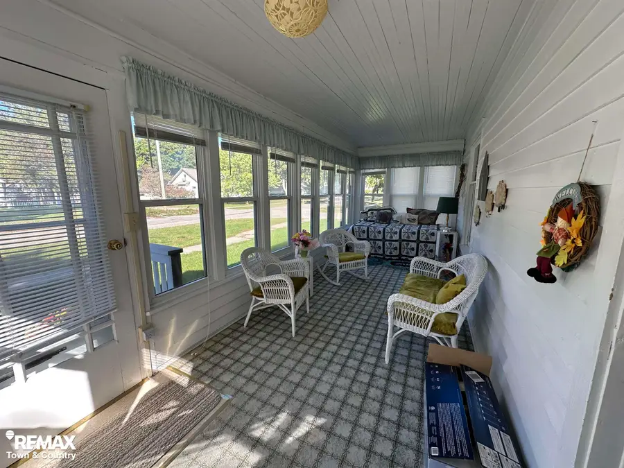 501 S Antler ST, Gladwin, MI 48624 - #2