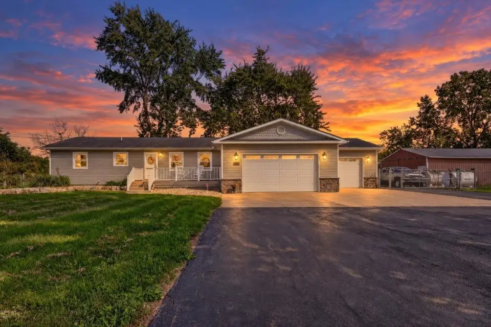 6460 N Jennings RD, Mount Morris, MI 48458 - #1