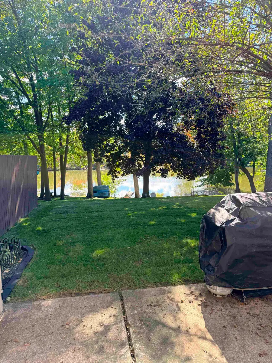 2429 Golden Shores DR, Fenton, MI 48430 - #3