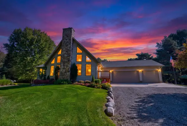 3799 Kirk RD, Vassar, MI 48768
