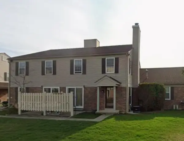 15756 Cambridge DR, ClintonTownship, MI 48038
