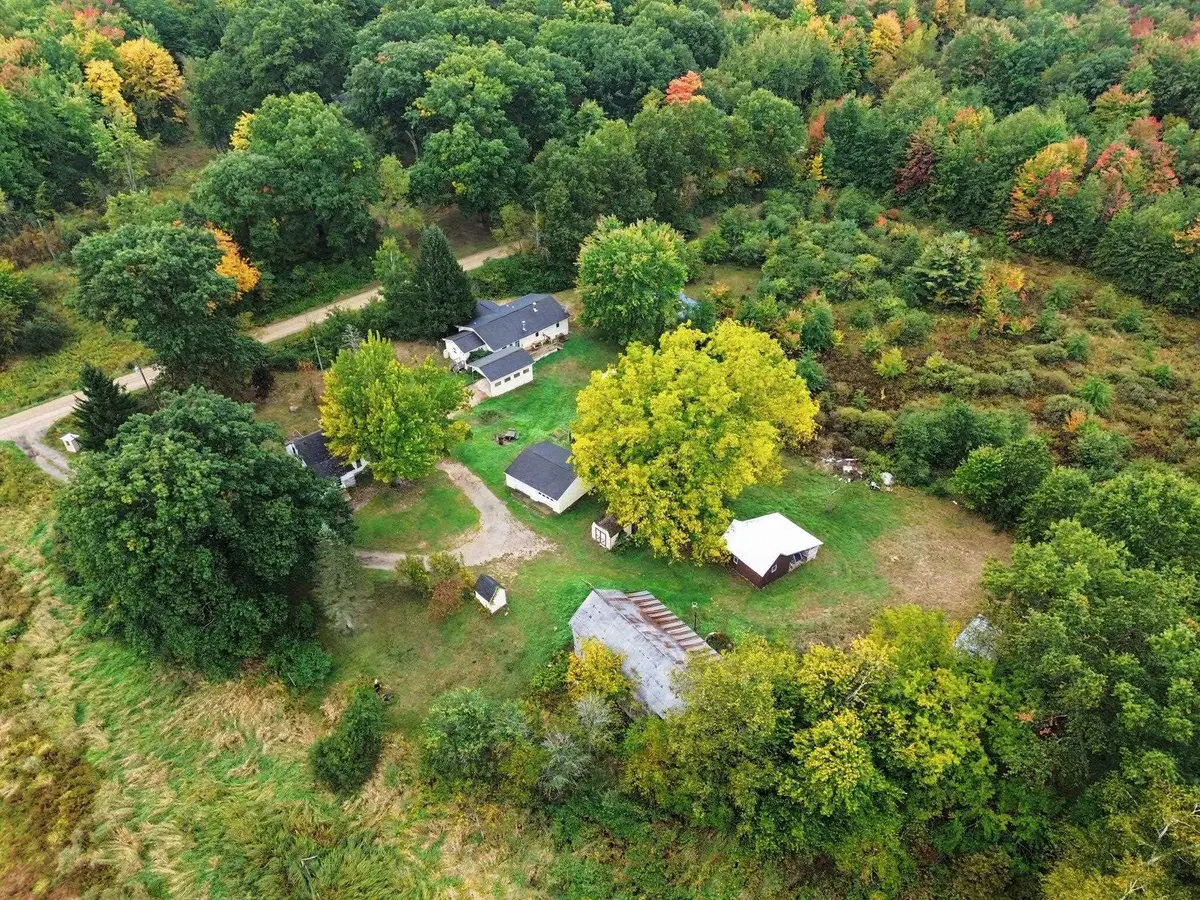 10505 E Hayes RD, Ashley, MI 48806 - #1