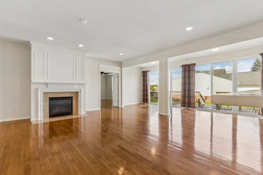 6351 Prairie Dunes DR, Grand Blanc, MI 48439 - #3