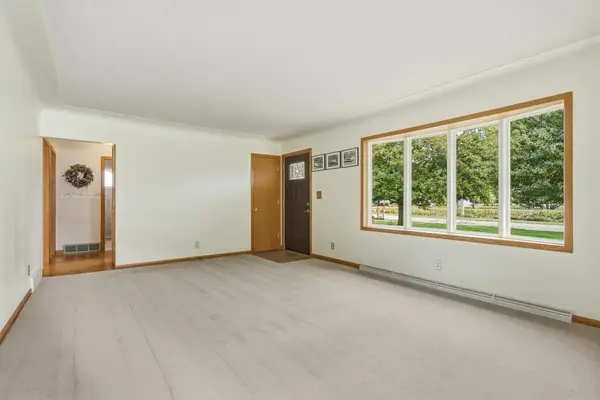 1555 Jane DR, Essexville, MI 48732