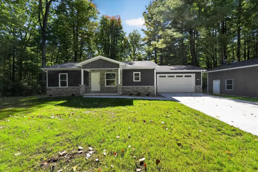 4475 Birch LN, Vassar, MI 48768 - #2