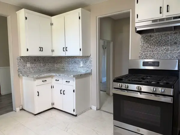200 S Farragut ST, BayCity, MI 48708