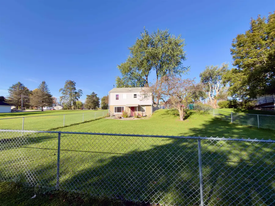 12031 S M 52 HWY, Perry, MI 48872 - #2