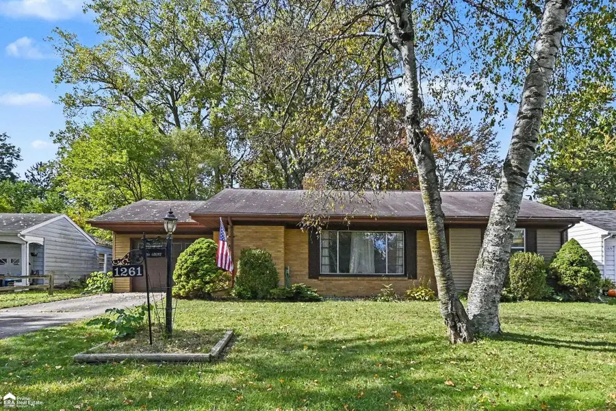 1261 Coolidge AVE, Saginaw, MI 48638 - #2