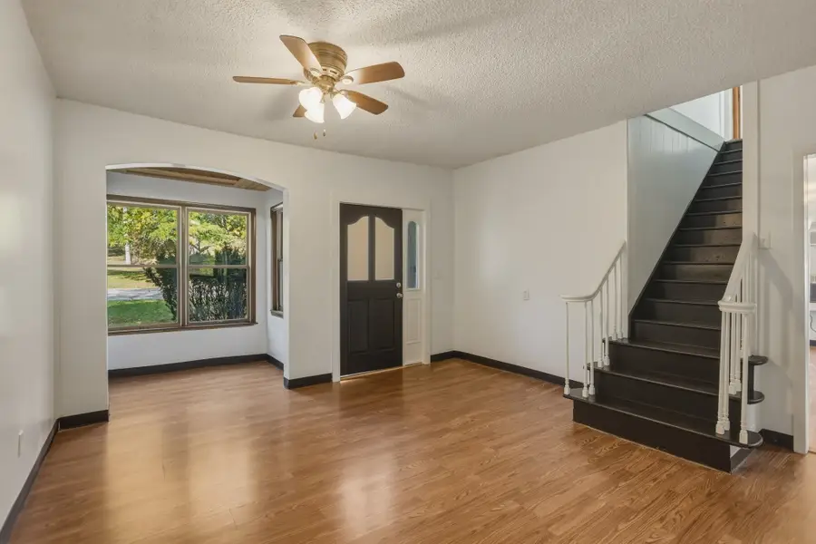 310 N Main ST, Vassar, MI 48768 - #2