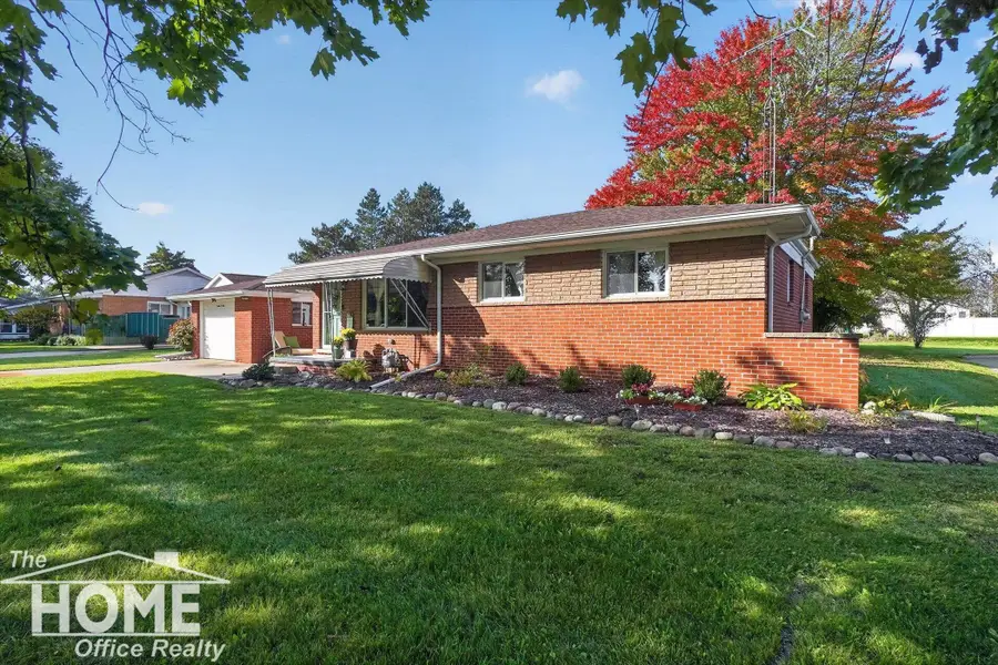 1209 Willow ST, Owosso, MI 48867 - #2