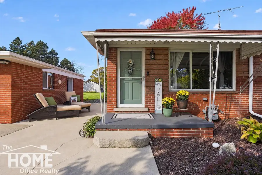 1209 Willow ST, Owosso, MI 48867 - #3