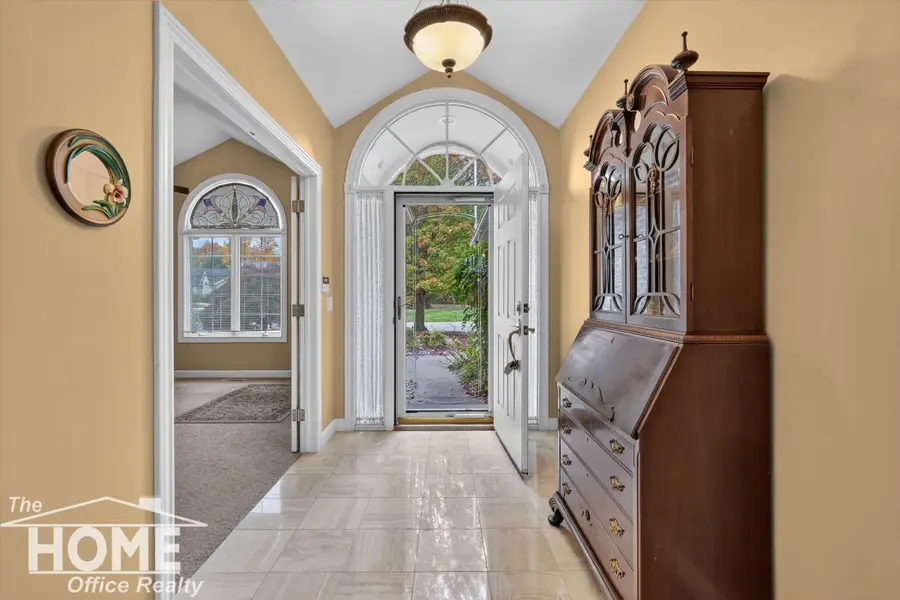 2257 Emeraldwood TRL, Flushing, MI 48433 - #3
