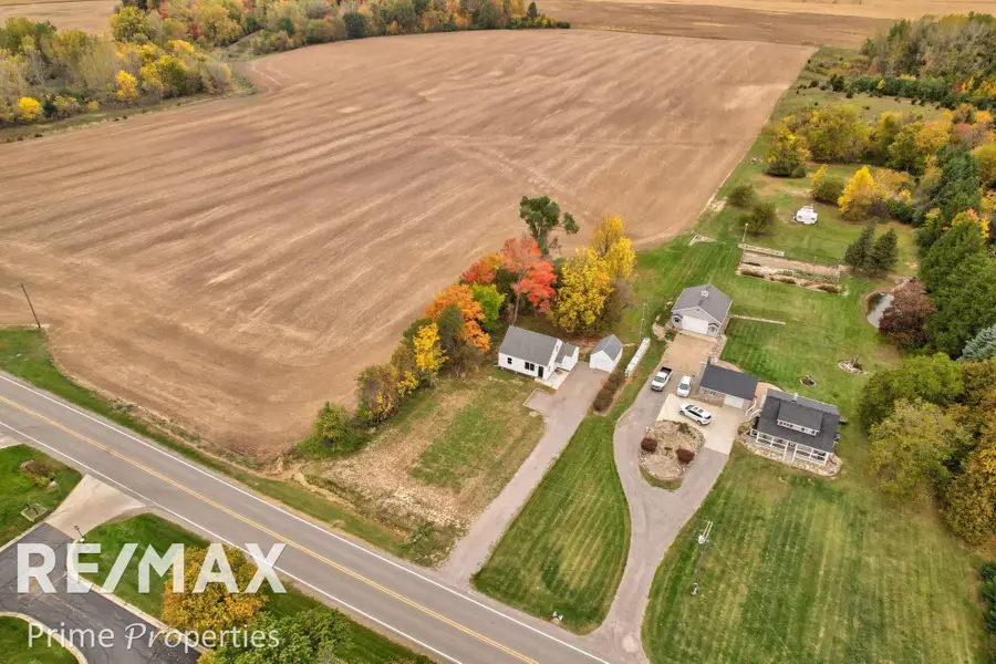 1658 W Gilford RD, Caro, MI 48723 - #2