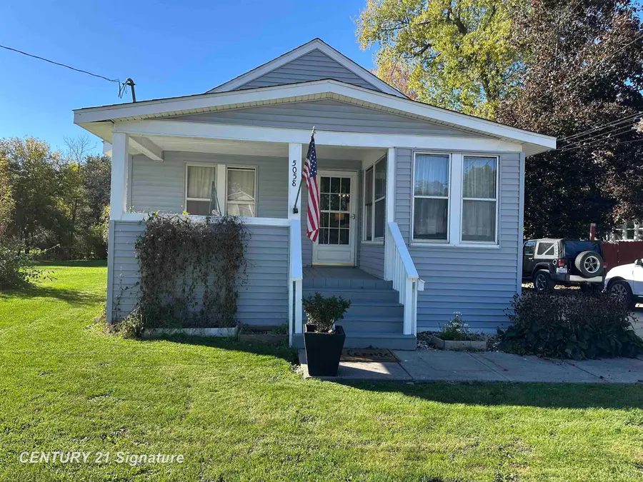 5058 Morrish RD, Swartz Creek, MI 48473 - #2