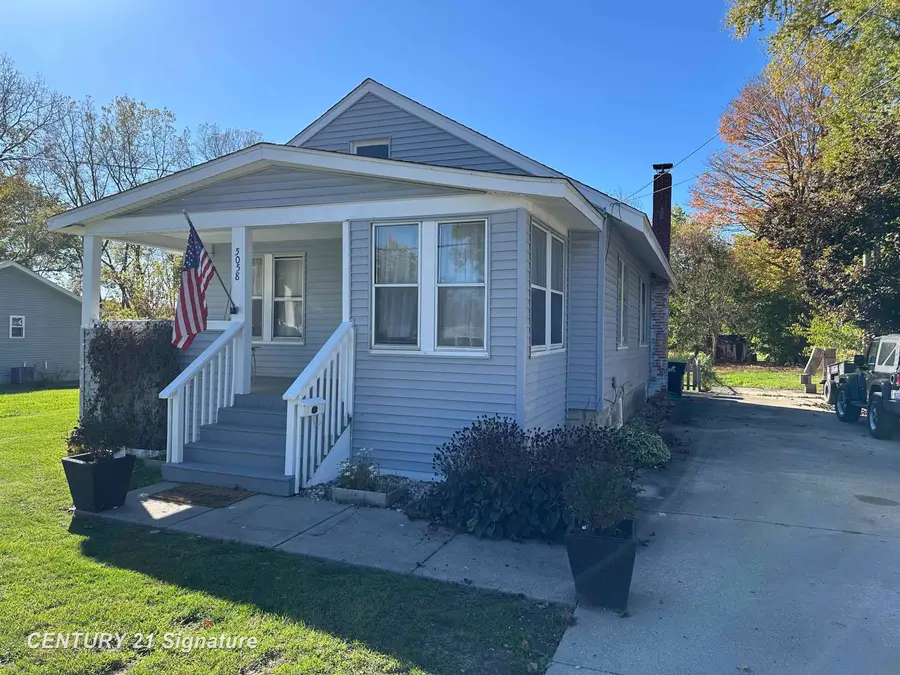 5058 Morrish RD, Swartz Creek, MI 48473 - #3
