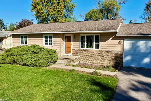 1246 W Grand Blanc RD, GrandBlanc, MI 48439