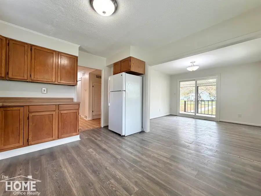 513 Milwaukee ST, Owosso, MI 48867 - #3