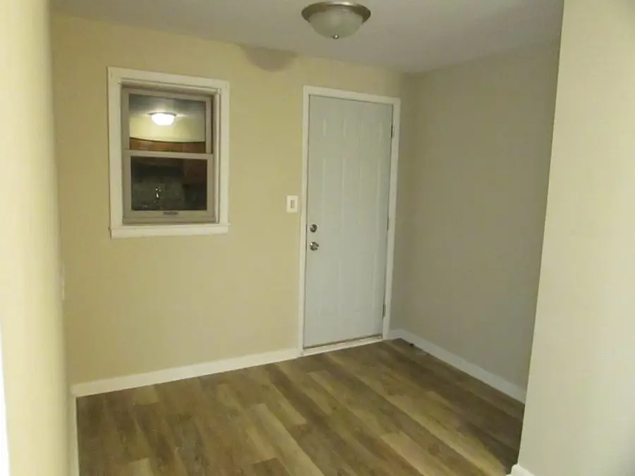 2083 Cashin ST, Burton, MI 48509 - #2