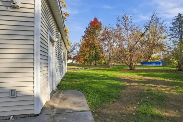 2041 Noble AVE, Flint, MI 48532