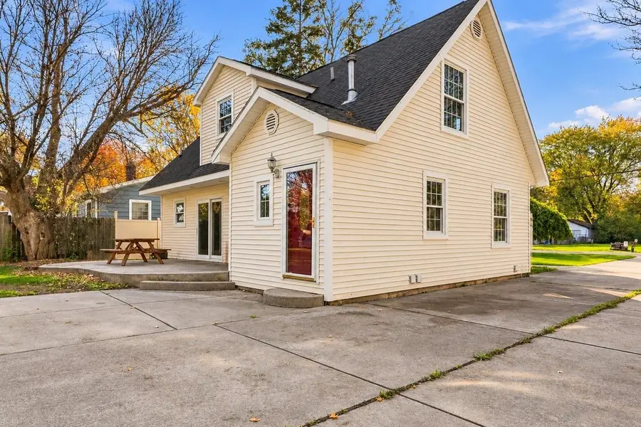 2041 Noble AVE, Flint, MI 48532 - #2
