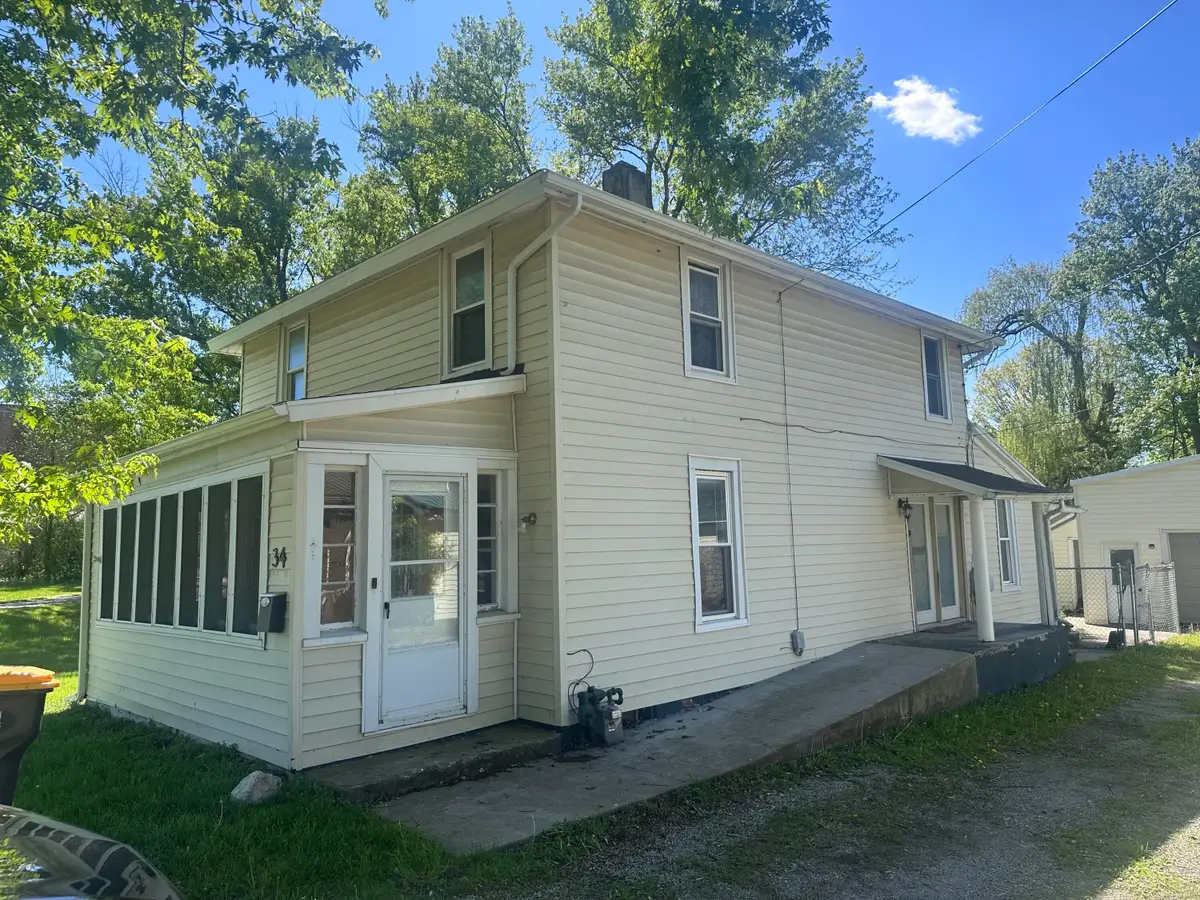 34 Oak Street, Hillsdale, MI 49242 - #1