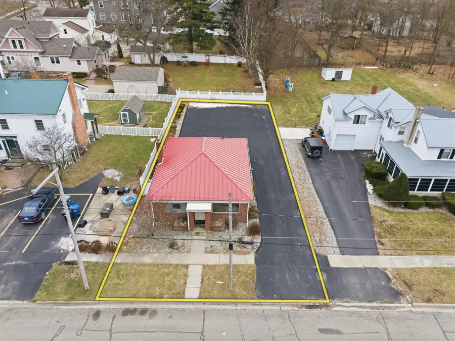 214 South Street, Jonesville, MI 49250 - #3