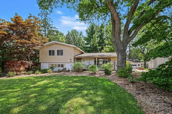 1846 Eastbrook Street SE, GrandRapids, MI 49508