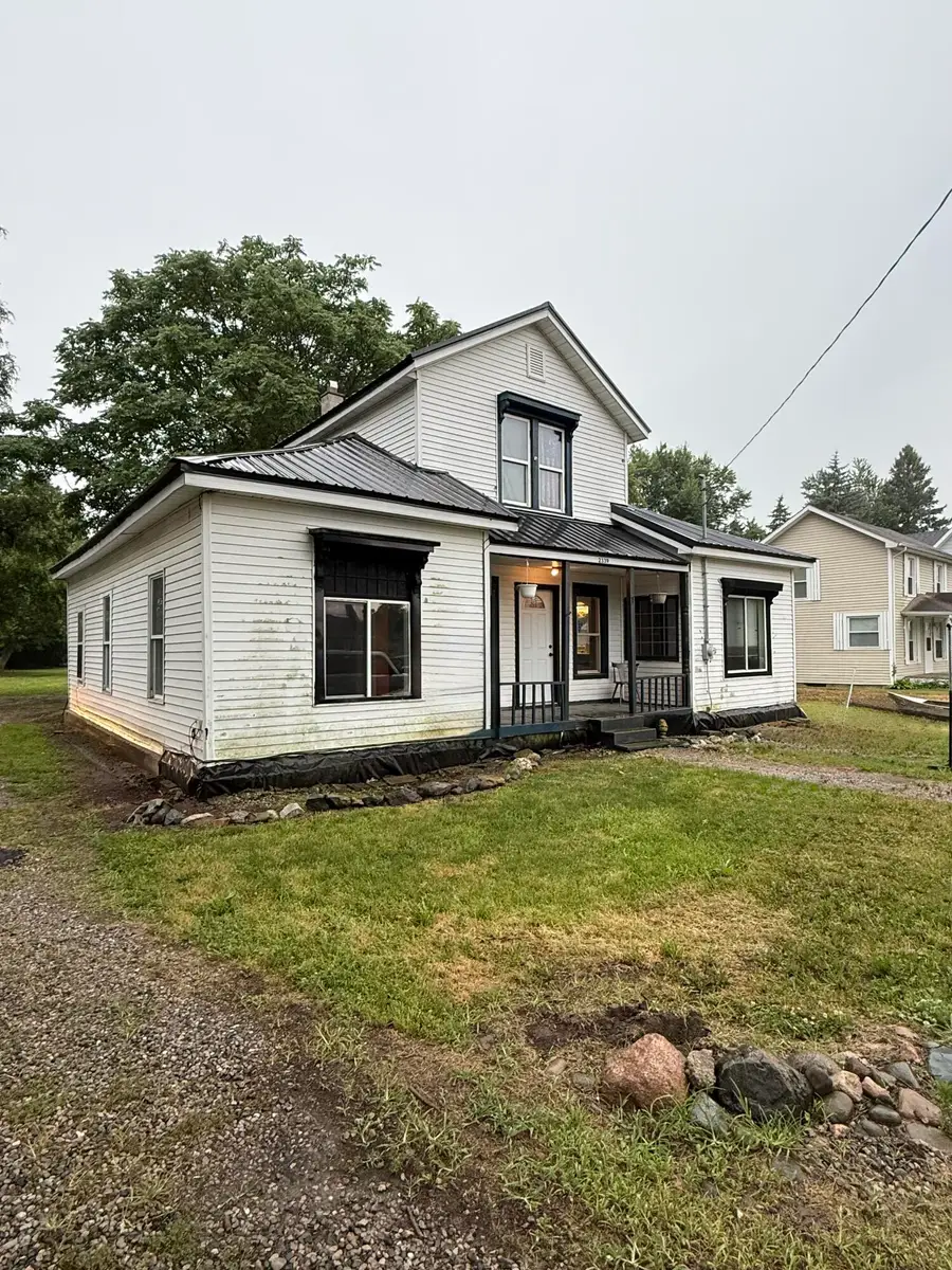 2339 E Montgomery Road, Hillsdale, MI 49242 - #2
