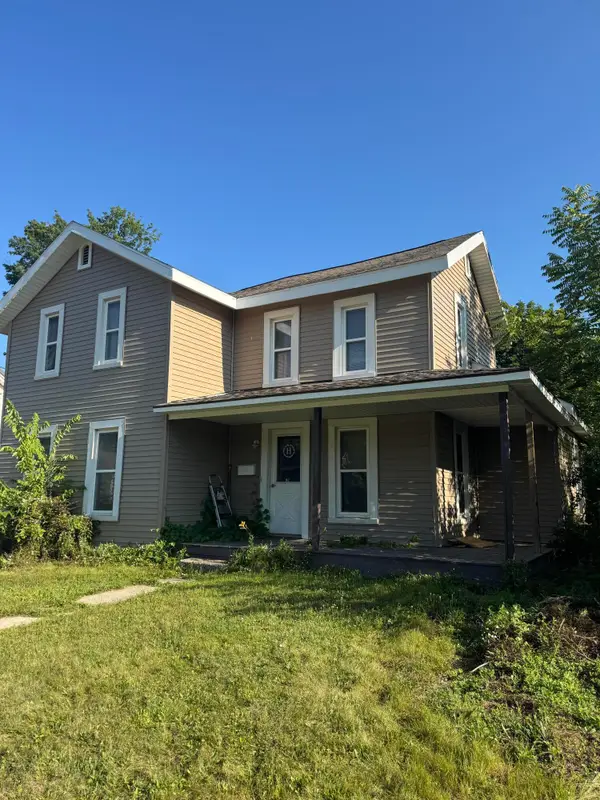 142 Lafayette Street, Hudson, MI 49247