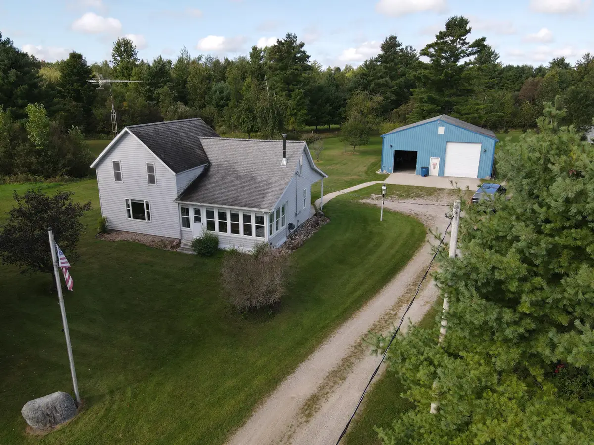 812 S Lorenz Road, Tawas, MI 48763 - #1