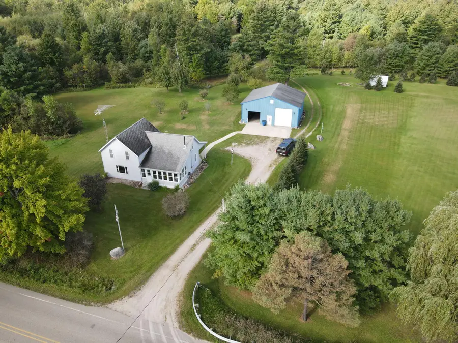 812 S Lorenz Road, Tawas, MI 48763 - #2