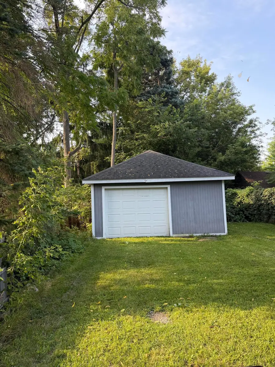 609 Webb Street, Jackson, MI 49202 - #3