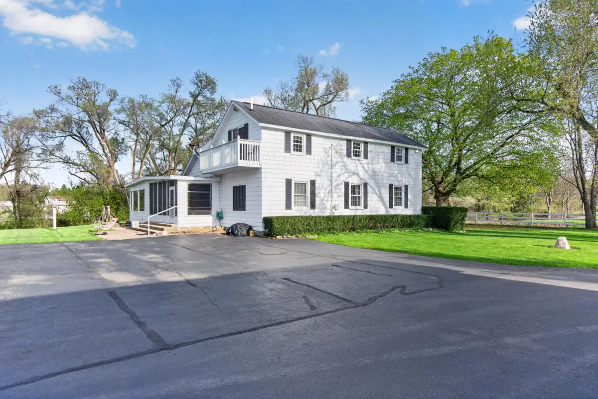 6231 Moon Lake Road, Jackson, MI 49201 - #1