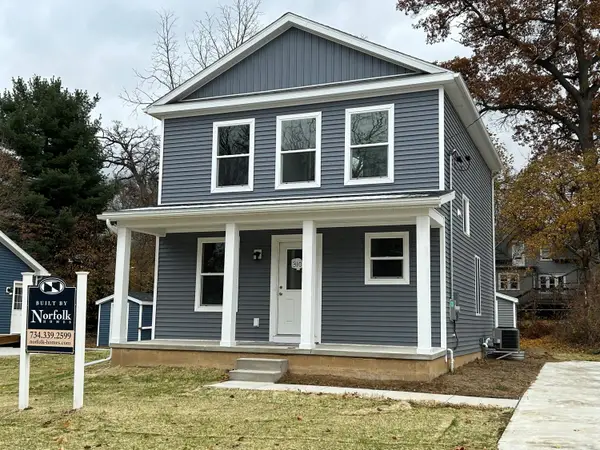 526 W Ganson Street, Jackson, MI 49201