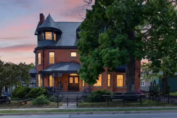 505 Wildwood Avenue, Jackson, MI 49201