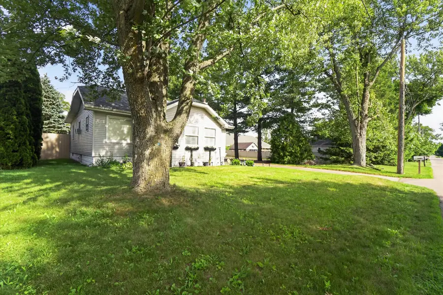 1023 Evanston Drive, Jackson, MI 49202 - #2