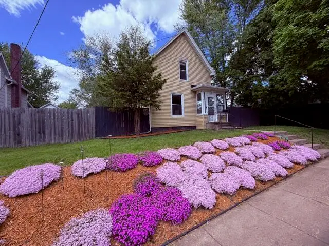 228 N Thompson Street, Jackson, MI 49202 - #2