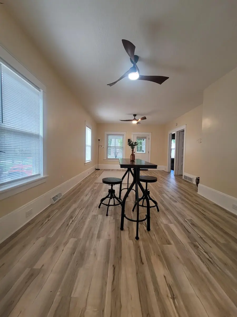 127 N Thompson Street, Jackson, MI 49202 - #3