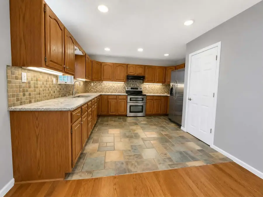 6640 Wolf Lake Road, Jackson, MI 49201 - #3