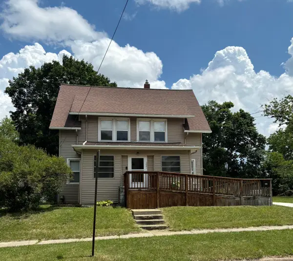 1021 Carl Breeding Way, Jackson, MI 49203